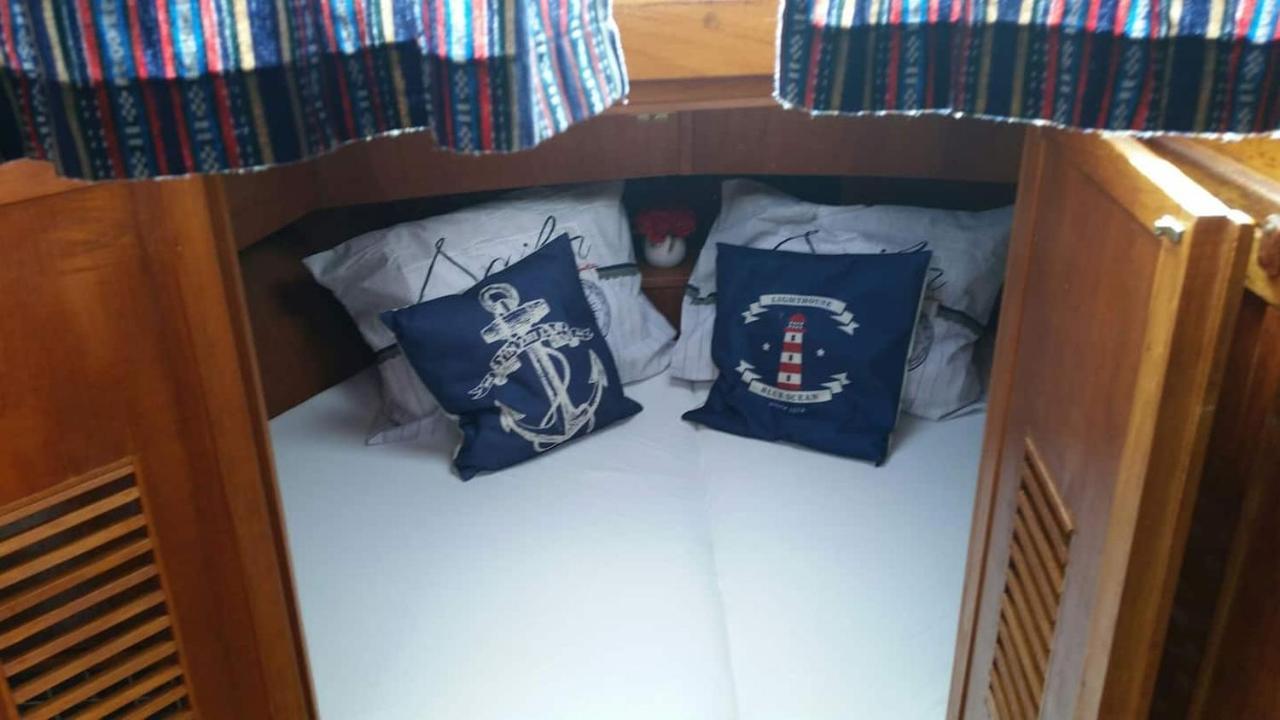 Hotel Boat Stoer - Inclusief Sloep Jutrijp Exterior foto