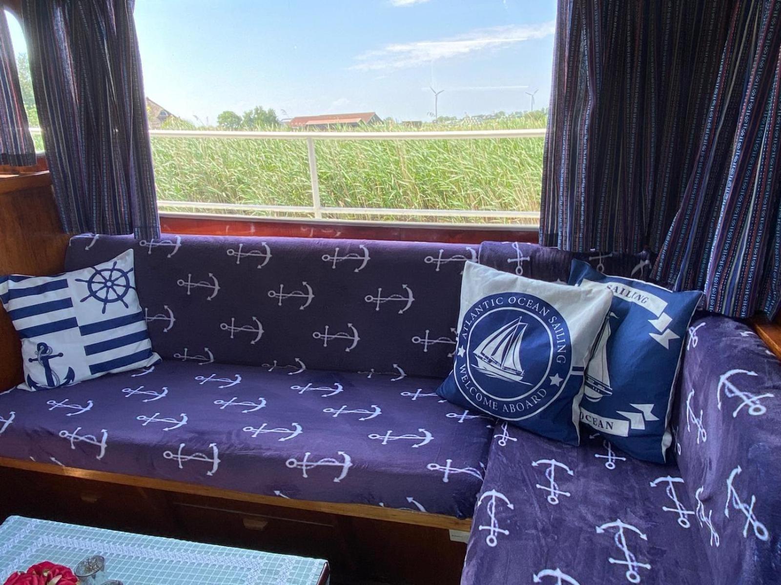 Hotel Boat Stoer - Inclusief Sloep Jutrijp Exterior foto